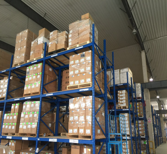 Storage center